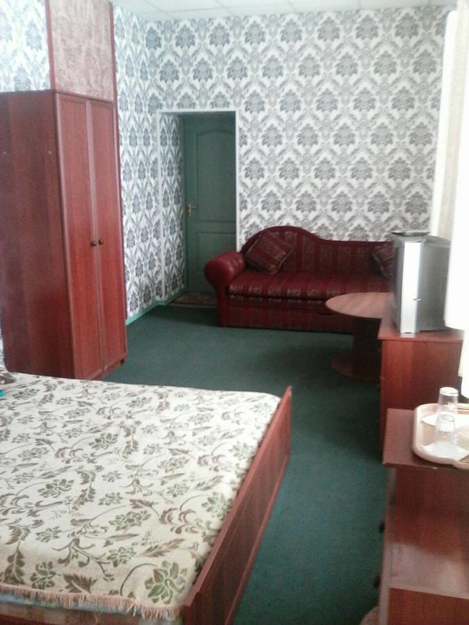 Eurolux Hotel Poltava Exterior foto